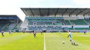 Jul 04, 2021 · mit seinen drei neuzugängen gideon jung, max christiansen und nils seufert hat aufsteiger spvgg greuther fürth die vorbereitung auf die kommende bundesligasaison aufgenommen. Greuther Furth Schuler Mussen Zur Mittleren Reife Ins Fussballstadion Welt