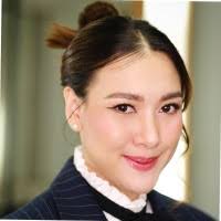 Thoa Hoang Email & Phone Number