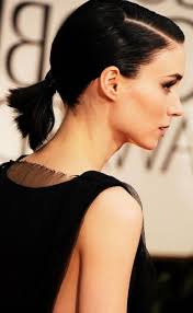 Our ponytail hairstyles for short hair are really inspiring and you can choose the one that suits you most. Mara Rocks A Short Ponytail Short Hair Styles Short Ponytail Short Hair Ponytail