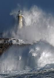 Mouro Lighthouse The Power Of The Storm I Foto Rafael G Riancho Waves Olas Rafa Riancho Rafael Gonzalez De Riancho Lighthouse Lighthouse Pictures Beautiful Lighthouse