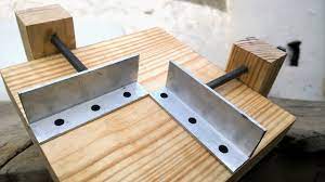 Aug 29, 2016 · 2×4 boards, 1×4 boards, 2×6 board, 1×6 board, wood screws, wood glue, wood putty, sandpaper i used cedar because it does well in the outdoor elements. Homemade Tool Corner Clamp Youtube