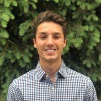 Allison Schoen's Instagram, Twitter & Facebook