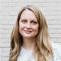 Amy Swonger's Instagram, Twitter & Facebook