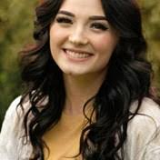 Anne Elsey's Instagram, Twitter & Facebook