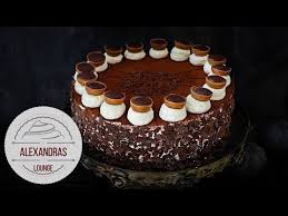 einfache nutella tiramisu torte mega fluffiger biskuit boden youtube tiramisu torte rezept tiramisu torte schokoladentorte rezept