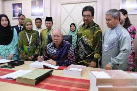 Untuk memudahkan ahli kwsp membuat persediaan bagi menghadapi persaraan yang lebih selesa, kwsp membenarkan pengeluaran penuh atau sebahagian dari simpanan untuk memenuhi keperluan tertentu berhubung kait dengan persaraan selari dengan polisi kwsp sedia ada. Poknik On Twitter Kalau Sempat Nak Cadangkan Luaskan Skop Utk Pengeluaran Kwsp Dan Had Umur 45 Tahun Boleh Kluar Sbhg Simpanan Kwsp Tq
