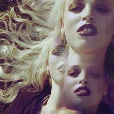 Stream Mars by Elizabeth Moen