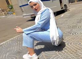 قضت محكمة جنايات القاهرة بمعاقبة حنين حسام بالسجن المشدد ١٠ سنوات وتغريمها ٢٠٠ ألف جنيه، ومعاقبة مودة الأدهم، و٣ آخرين حضوريا. Ø´Ø§Ù‡Ø¯ Ø§Ù†Ù‡ÙŠØ§Ø± Ø­Ù†ÙŠÙ† Ø­Ø³Ø§Ù… ÙˆÙ…ÙˆØ¯Ø© Ø§Ù„Ø£Ø¯Ù‡Ù… Ø¨Ø¹Ø¯ Ø³Ù…Ø§Ø¹ Ø§Ù„Ø­ÙƒÙ… Ø¹Ù„ÙŠÙ‡Ù…Ø§ Ø±Ø§Ø¯ÙŠÙˆ Ù†Ø¬ÙˆÙ…Ù†Ø§
