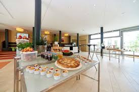 The hotel holiday inn berlin airport conference centre is located in the immediate vicinity of berlin's schönefeld airport. Holiday Inn Berlin Airport Conference Centre Hirschfeld De