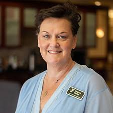 Ozarks Regional YMCA CEO And Leadership: Executives and Demographics