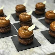 Peanut Apricot And Bahibe Petit Gateaux For My Class At Tdessert888 Tdessert Taozi In Beijing Valrhona As Patisserie Gateaux Et Desserts Gateau Individuel