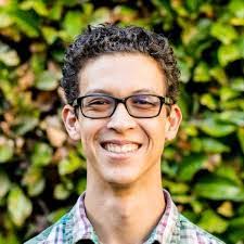 Daniel Brakefield's Instagram, Twitter & Facebook