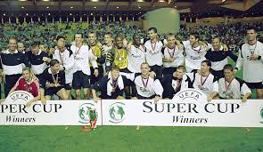 The uefa super cup is an annual super cup football match organised by uefa and contested by the reigning champions of the two main european club competitions. Der Uefa Super Cup 2001 Fc Bayern Munchen Fc Liverpool Seite 1