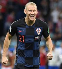 Dalić karierę piłkarską rozpoczął w hajduk split. Domagoj Vida Wikipedia