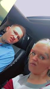 Darcy Compton's Instagram, Twitter & Facebook