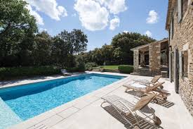 Maison De Gordes Villa Maison De Gordes Provence Isle Blue Pool Houses Provence French Cottage