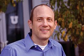 Freshmen and Seniors Team Up, Go to Work