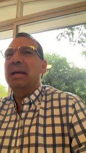 En vivo por 95.3 FM con Joaquín Vásquez y los Sembradores de Futuro, en  cabina con el Licenciado Víctor Saturno. * SEGURIDAD ALIMENTARIA. El Ing.  Roberto Barría gerente general del @bdapanama acompañó ...