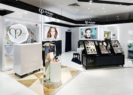 Clé de peau beauté malaysia now delivering radiance right to your doorstep. Cle De Peau Beaute Klcc Has A Brand New Look And A Sleeker Layout Buro 24 7 Malaysia