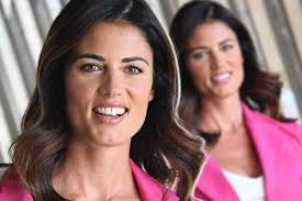 Unomattina, chi è Daniela Ferolla: età, compagno, figli, dove vive e tutte  le curiosità