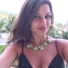 Julia Desousa (julialakehead)