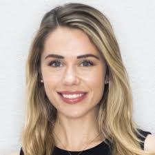 Tracy Holley's Instagram, Twitter & Facebook