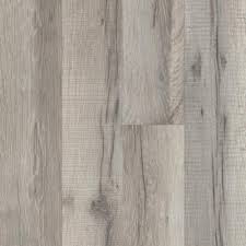 Tarkett Aquaflor 7 3 5 X 50 4 5 Laminate Flooring 16 17 Sq Ft Ctn At Menards Tarkett Reg Aquaflor Trade Aged Laminate Flooring Flooring Oak Laminate