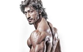Vidyut Jammwal 4k Vidyut Jamwal Bollywood Celebrities Male Celebrities Bollywood Actor Vidyut Jamwal 2 In 2020 Vidyut Jamwal Bollywood Celebrities Celebrities Male