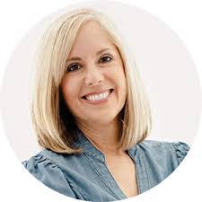 Janet Jansen's Instagram, Twitter & Facebook