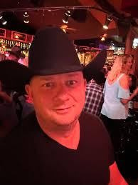 🎉 Big news at #LPTRealty! I'm fired up to welcome three powerhouse  professionals—Kim Shankle, Donovan Thrast, and Michelle Gill—to our growing  Michigan squad. When you surround yourself with people who are hungry,