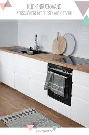 Metro Fliesen In Der Kuche Kuchenruckwand Aus Fliesenaufklebern In 2020 Fliesenaufkleber Ikea Kuche Landhaus Ikea Kuche