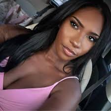 Emilia Starr's Instagram, Twitter & Facebook