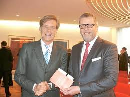 1 in vertrauen und kundenzufriedenheit! Neujahrsempfang Der Sparda Bank Schumacher Stichelt Frei Schnauze Munster Westfalische Nachrichten