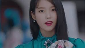 1001 tính xấu của IU ở Hotel Del Luna: Làm sếp thì dở mà cà khịa người ta  thì tuyệt đỉnh!