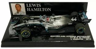 Jamesedition is the luxury marketplace to find new and preowned luxury, exotic and classic cars for sale. Minichamps 410190044 1 43 Scale Lewis Hamilton Mercedes Amg Petronas F1 Model Kit For Sale Online Ebay