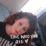 Amanda Rhue's Instagram, Twitter & Facebook