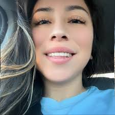 One momma taking care of all the brats !!!! Douglas County