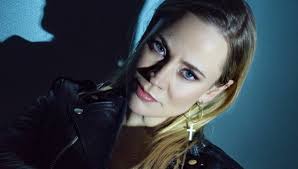 Annie + Jake Shears = sant!