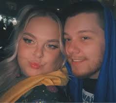 loved having you home for a week but i can't wait to come visit you in  chicago 🧡