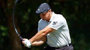 And he has a new weapon in his golf bag. Er Hat Meinen Ball Um 40 Yards Uberboten Spieler Uber Die Drives Von Bryson Dechambeau