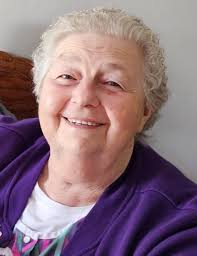 Sandra Ensminger's Instagram, Twitter & Facebook