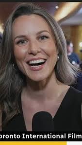 The secret messaging behind campaign aesthetics 🔴🔵🟠🟢⚜️