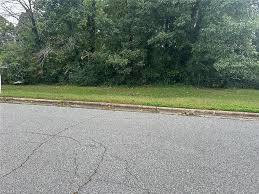 0 Daisy St, Winston Salem, NC 27107