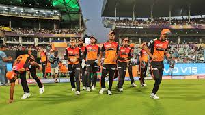 Rcb finally gets an over to accelerate a bit as they managed to get 10 runs from nadeem's over. Ipl 2020 Sunrisers Hyderabad Vs Royal Challengers Bangalore Match Srh Vs Rcb Dream11 Predictions Playing 11 Gq India Cricket