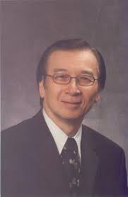Dr. W. Douglas Wong ASCRS Research Foundation Mentor Award 2008 A native of  Manitoba, Canada, Doug Wong obtained his Doctor of