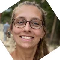 10+ "Chloe Neumann" profiles