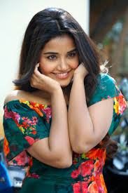 Beauty Galore HD : Anupama Parameswaran At Hello Guru Prema Kosam Interview