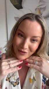 Tara Gerlach's Instagram, Twitter & Facebook