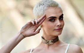 Cara delevingne proves there's more than one way to pull off a pixie cut. Wallpaper Look Pose Model Makeup Actress Tattoo With Short Hair Hair Cara Delevingne Cara Delevingne Images For Desktop Section Devushki Download