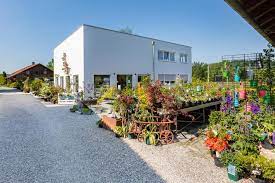 She has been married to alex silva since 2015. Garten Und Landschaftsbau Hartmann In Obergunzburg